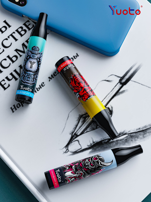 मेश कॉइल के साथ 15 फ़्लेवर 2000puffs युओटो डिस्पोजेबल वेप 6ml ई लिक्विड 850mAh