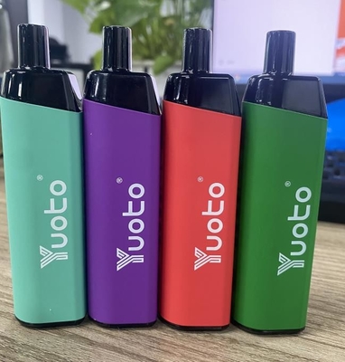 OEM Vape फैक्टरी डिस्पोजेबल Vape पेन स्टार्टर किट Yuoto Thanos 5000 Puff Vapes 650mAh बैटरी 14ejuice